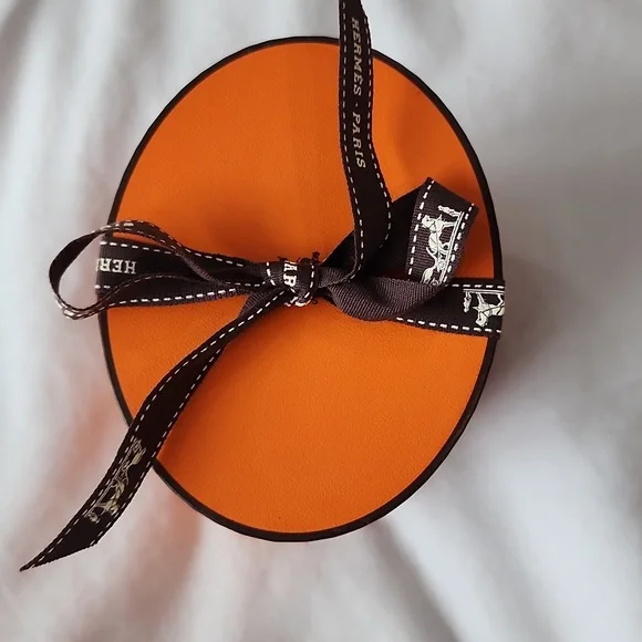 Hermès Cheval Punk Scarf/Losange Cashmere & Silk - Picture 5 of 14